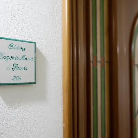 Luxury Vittorio Emanuele Ii 3*